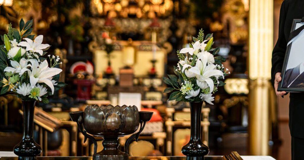 通夜・告別式の流れを徹底解説｜参列時の作法と心構え